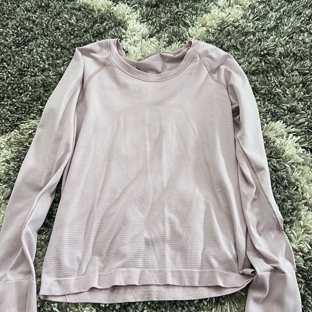 Lululemon swifty tech long sleeve color strawberry milkshake size 4
